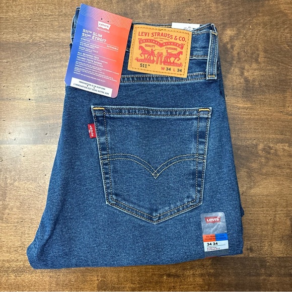 511™ SLIM FIT ALL SEASONS MEN'S JEANS - Picture 10 of 13